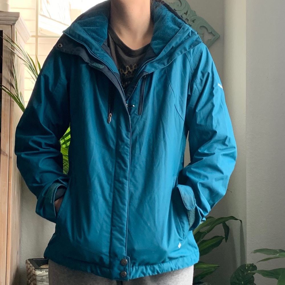 Columbia women’s winter jacket size medium